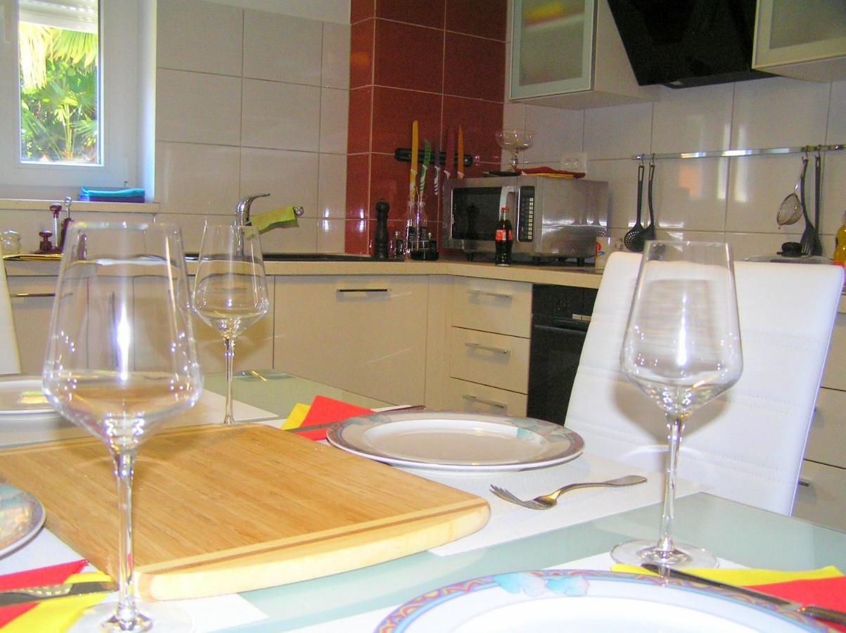 Apartment Bougainvilla Opatija Buitenkant foto